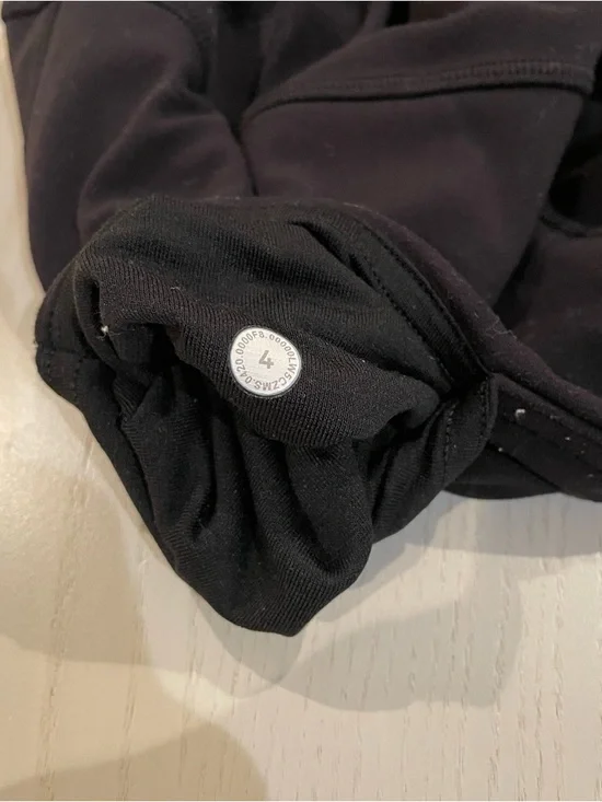 Lululemon Unlimit High-Rise Tight 25" W5CZMS Black - Size 4 - Picture 8 of 8